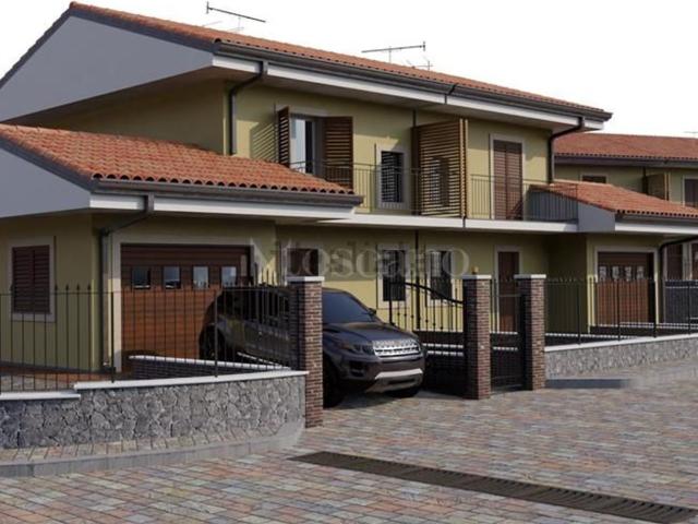 Terreno in vendita di 4838 m² in Via Archimede