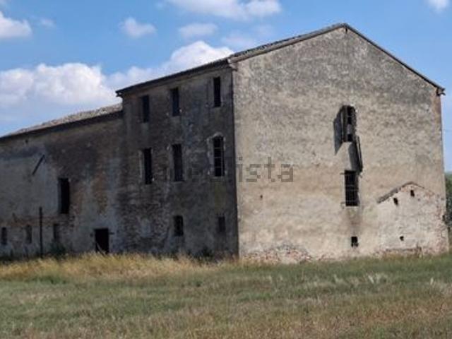 Terreno in vendita di 49355 m² in Via Bellingambo, 7