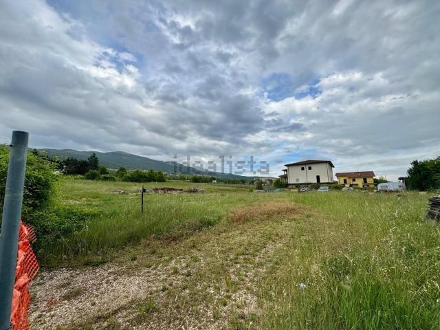 Terreno in vendita di 5000 m² in Strada Statale 17bis