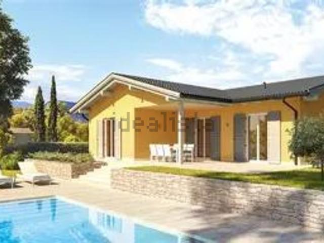 Terreno in vendita di 500 m² in Via Brigata Casale