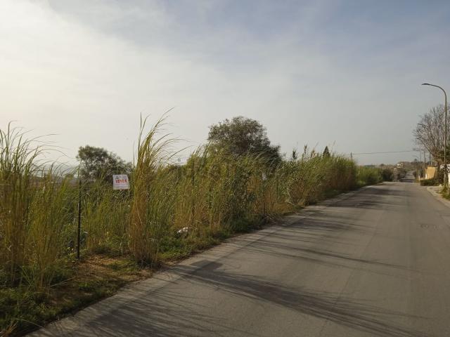 Terreno in vendita di 500 m² in Via del Mediterraneo, 354