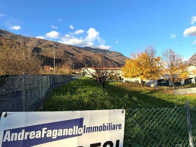 Terreno in vendita di 500 m² in Via Passo di Buole