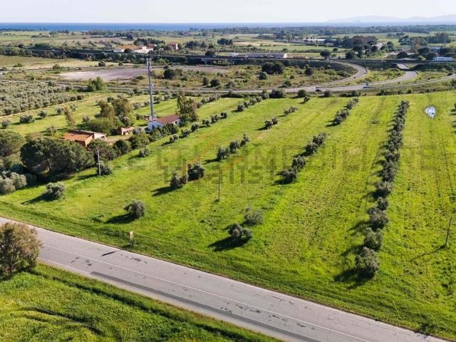 Terreno in vendita di 50212 m² in Località Riotorto Vecchio, 8