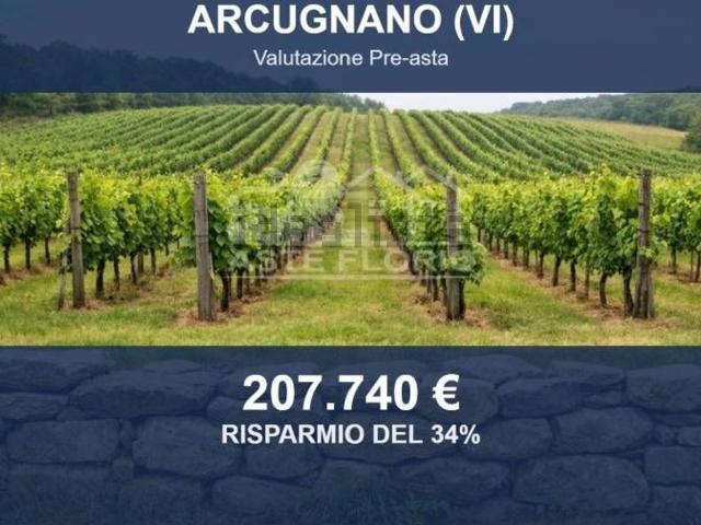 Terreno in vendita di 51457 m² in Via Roma