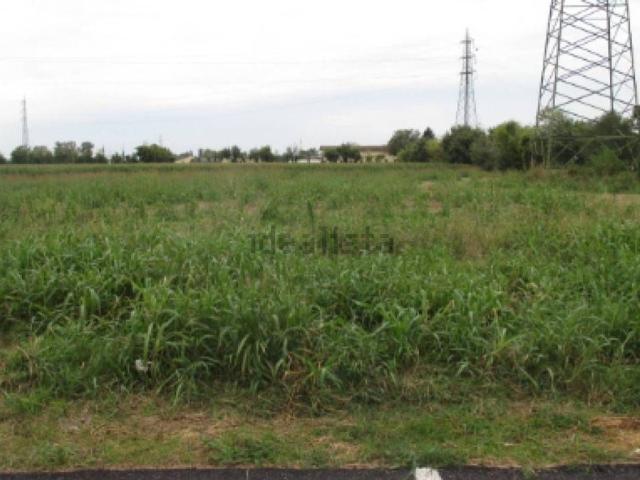 Terreno in vendita di 5295 m² in Strada Provinciale 142