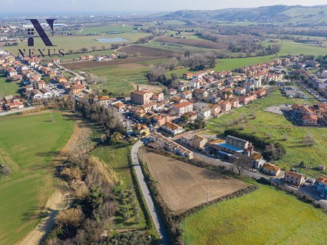 Terreno in vendita di 5200 m² in Via Ponte Rio