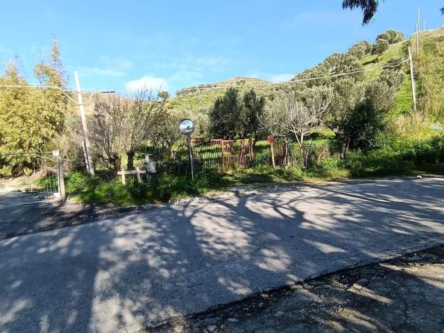 Terreno in vendita di 5200 m² in Viale Tagliamento