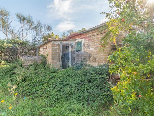 Terreno in vendita di 5205 m² in Via Guglielmo Marconi, 98