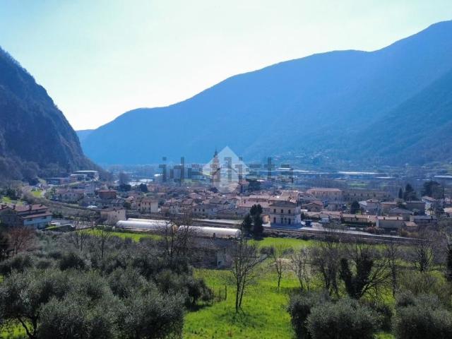 Terreno in vendita di 5340 m² in Via Passalacqua, 68