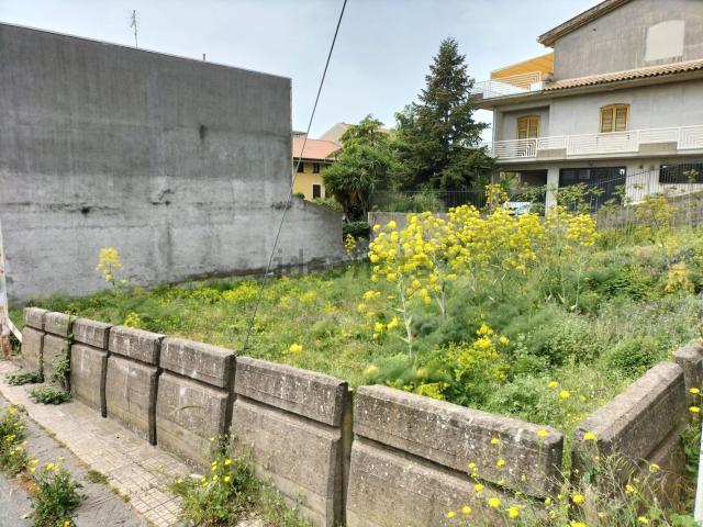 Terreno in vendita di 531 m² in Via VII Retta di Levante, 39