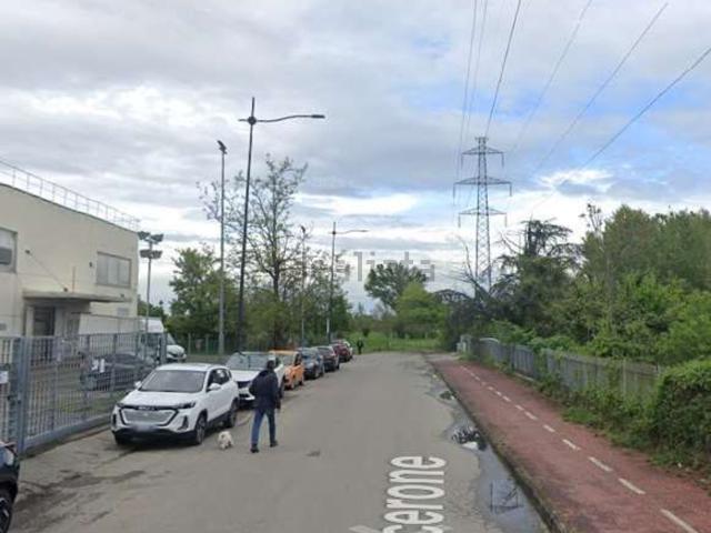 Terreno in vendita di 54470 m² in Via Cicerone