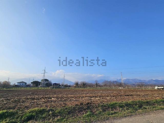 Terreno in vendita di 5400 m² in Via Monte Camino