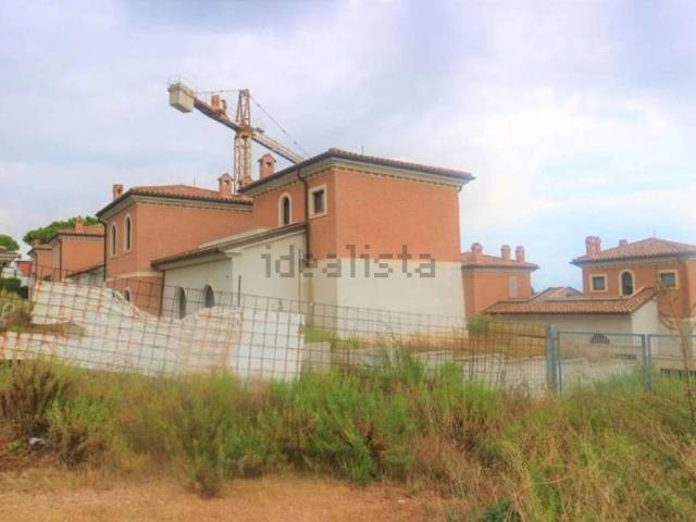 Terreno in vendita di 54090 m² in Contrada Torrenova
