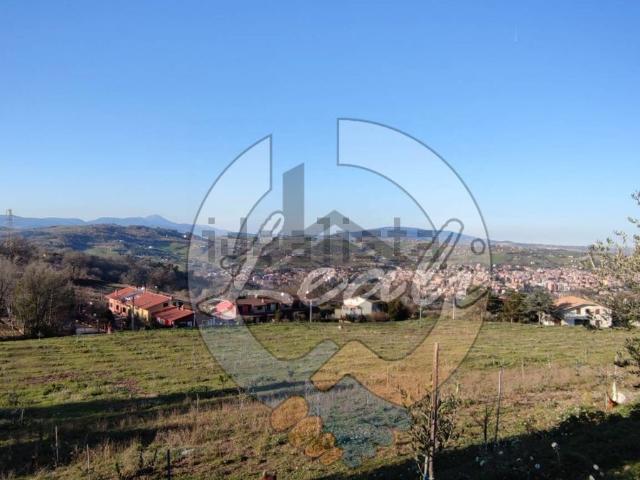 Terreno in vendita di 540 m² in Contrada Parruccia