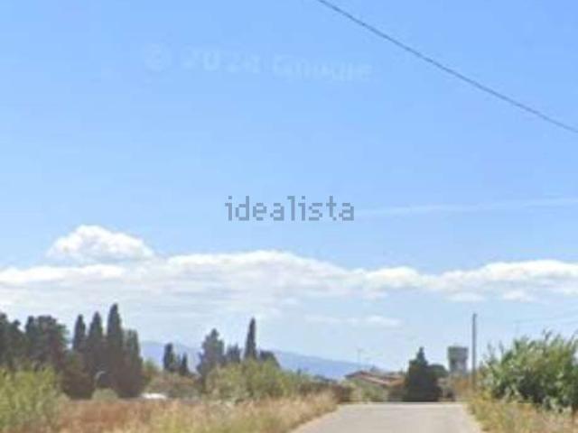 Terreno in vendita di 5645 m² in Via Sant&apos Alenixedda