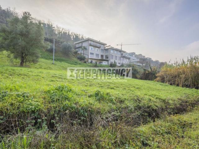 Terreno in vendita di 5619 m² in Via Zegalara
