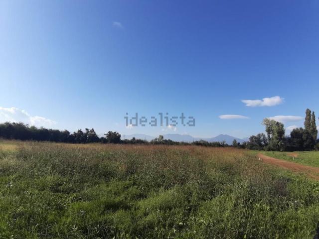Terreno in vendita di 5740 m² in Via Capiterlina
