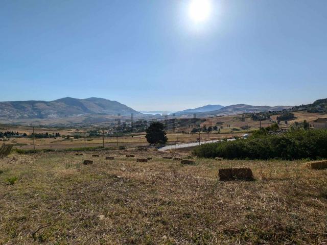 Terreno in vendita di 5760 m² in Via Trapani