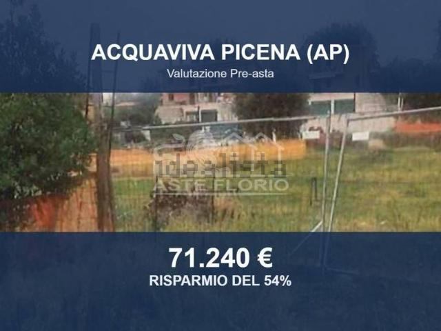 Terreno in vendita di 579 m² in Via San Francesco