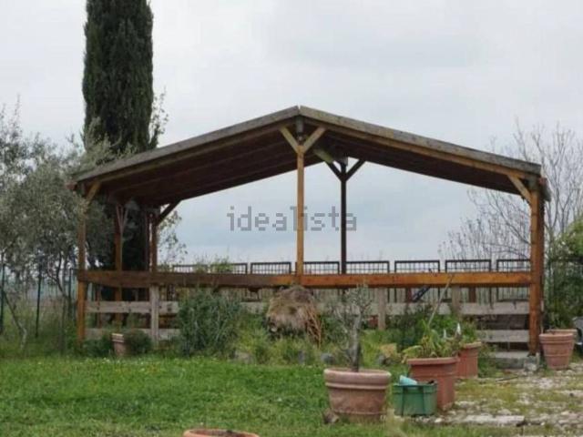 Terreno in vendita di 5706 m² in Strada Comunale Venosa Lavello
