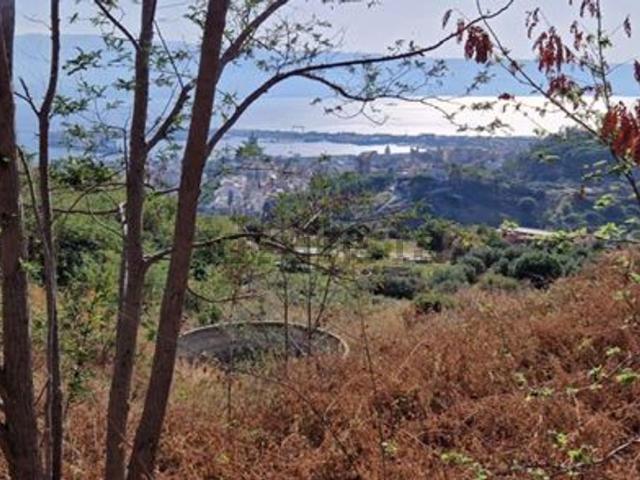 Terreno in vendita di 57175 m² in Contrada San Corrado