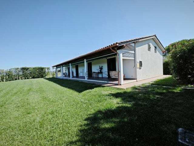 Terreno in vendita di 580 m² in Strada Provinciale Barbaruta