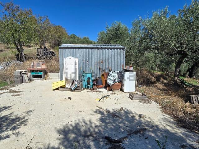 Terreno in vendita di 6000 m² in Contrada Colleionne, 9