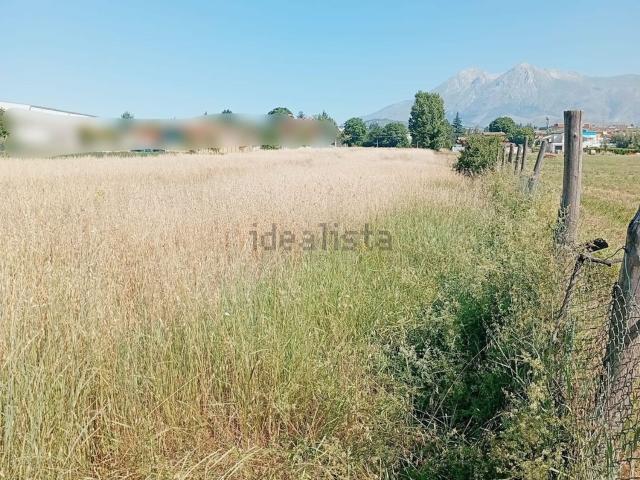 Terreno in vendita di 6000 m² in Via Santissima Trinità