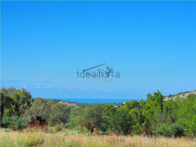 Terreno in vendita di 6000 m²