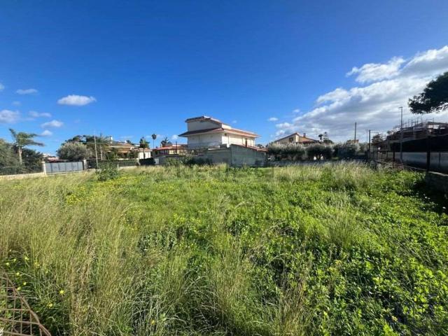 Terreno in vendita di 600 m² in Traversa Carrozziere