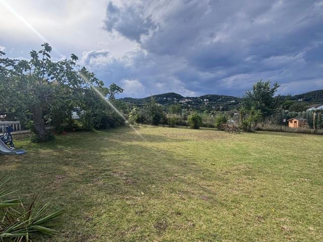 Terreno in vendita di 800 m² in Via della Prugnoliccia, 150