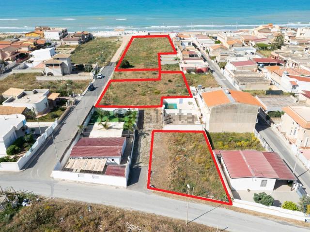 Terreno in vendita di 3646 m² in Viale Oasi
