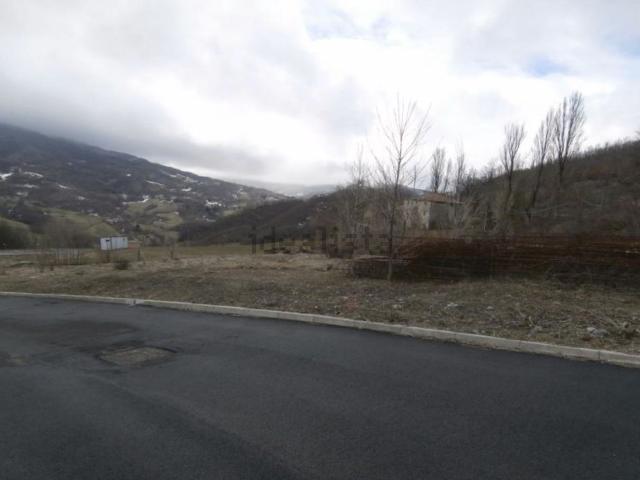 Terreno in vendita di 6039 m² in Via Ca&apos  di Bartolo
