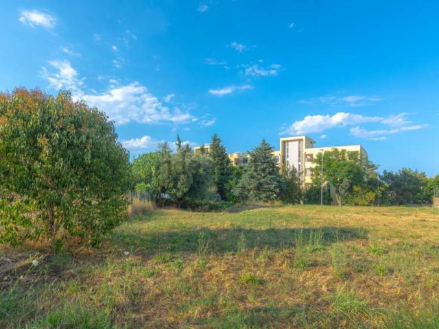 Terreno in vendita di 620 m² in Via Lago Maggiore
