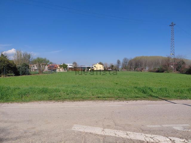 Terreno in vendita di 6238 m² in Via Granzette