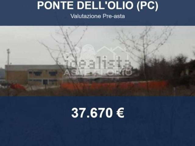 Terreno in vendita di 6343 m² in Località Follo