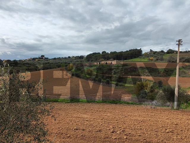 Terreno in vendita di 6300 m² in Via delle Balatazze