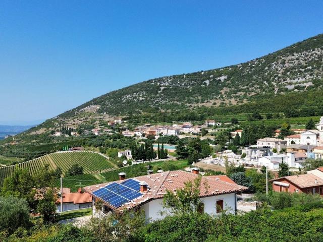 Terreno in vendita di 646 m² in Via Vesan