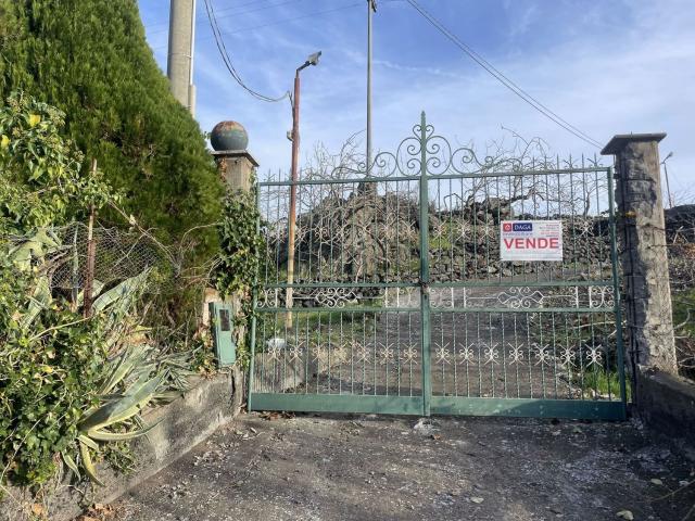 Terreno in vendita di 6588 m² in Contrada Barbaro
