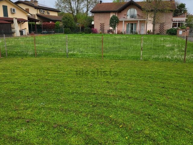 Terreno in vendita di 659 m² in Via dei Coloni
