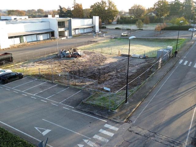 Terreno in vendita di 660 m² in Via non lo so