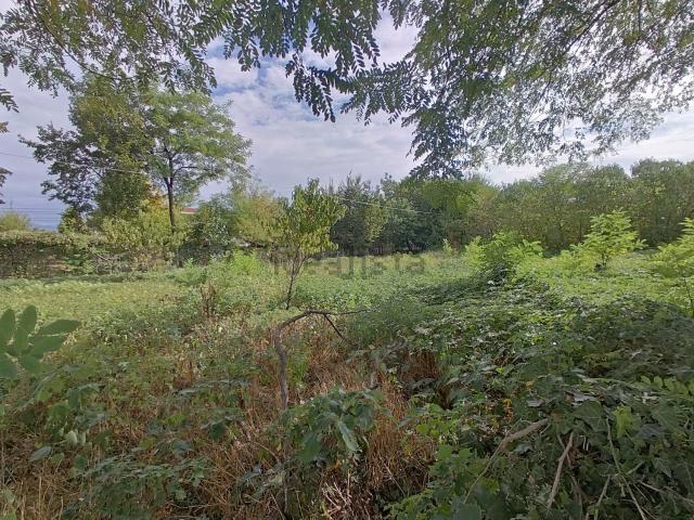 Terreno in vendita di 6760 m² in Via Alcide de Gasperi