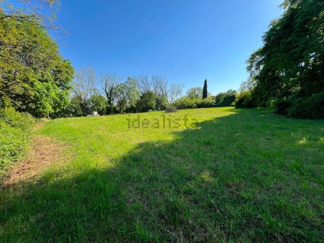 Terreno in vendita di 6890 m² in Strada del Belvedere, 6