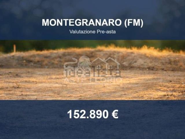 Terreno in vendita di 6950 m² in Via Dolomiti