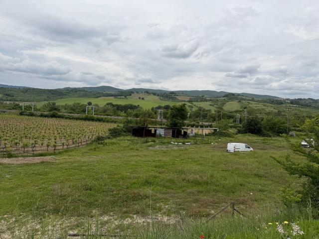 Terreno in vendita di 700000 m²