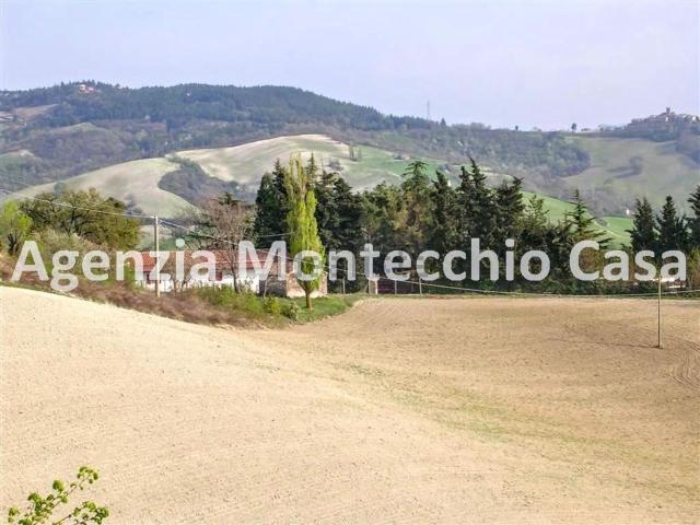 Terreno in vendita di 71642 m² in Via Monte Giove