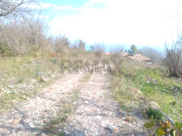Terreno in vendita di 7270 m² in Via Costantini