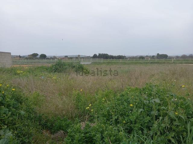 Terreno in vendita di 7324 m² in Via Don Lorenzo Milani