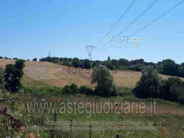 Terreno in vendita di 74557 m² in Via del Pratalozzo