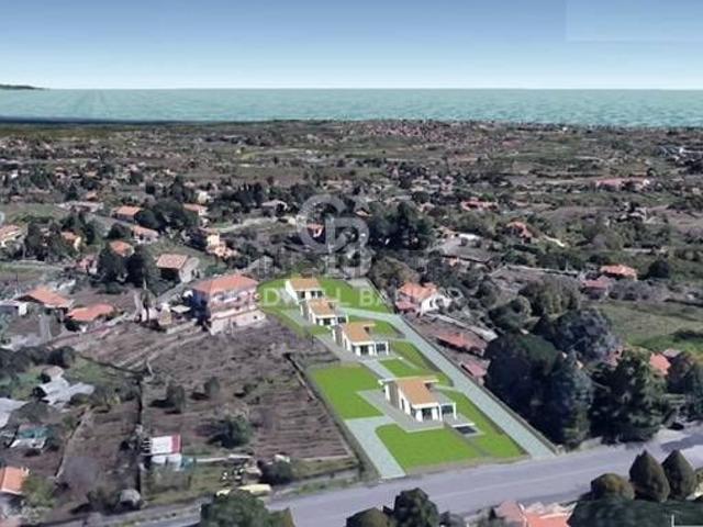 Terreno in vendita di 7469 m² in Via Salvo D&apos Acquisto
